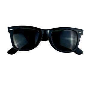 Vintage Ray-Ban‎ Wayfarer Sunglasses Shiny Black B&L 5022 L2008 UWAS Gray Lenses